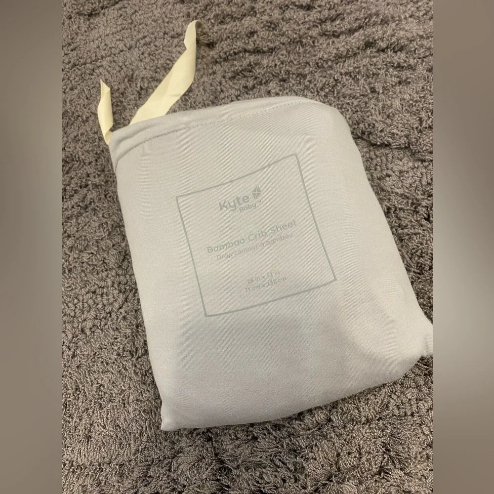 Kyte BABY Bamboo Crib Sheet - Light Gray